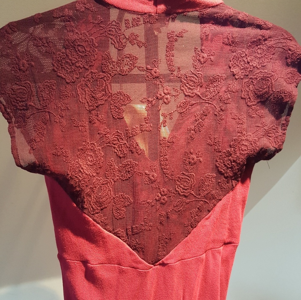 Blouse - Picture 2 of 2